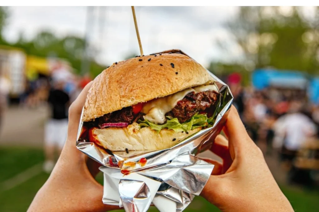 Where to Find the Best Burgers Near Me in Ballarat to Satisfy My Cravings?